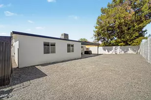 2738 E Windrose Dr, Phoenix, AZ 85032 - Photo 33
