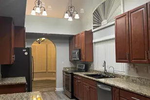 3216 N 109th Ave, Avondale, AZ 85392 - Photo 7