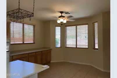 16804 W Northampton Road, Surprise, AZ 85374 - Photo 11