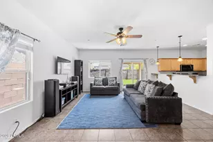 12961 N 88th Ln, Peoria, AZ 85381 - Photo 3