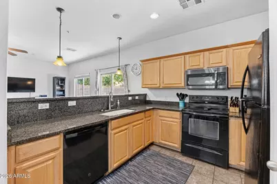 12961 N 88th Lane, Peoria, AZ 85381 - Photo 7