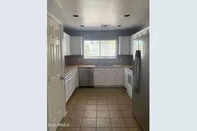 1292 E Clifton Avenue, Gilbert, AZ 85295 - Photo 3