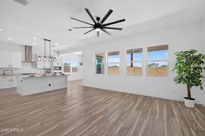 10740 E Thatcher Avenue, Mesa, AZ 85212 - Photo 11