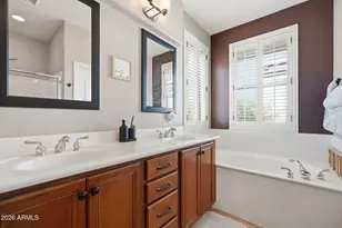 1664 W Satinwood Dr, Phoenix, AZ 85045 - Photo 29