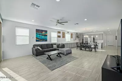 14599 W Wethersfield Road, Surprise, AZ 85379 - Photo 11