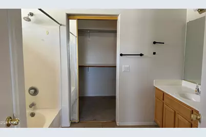12741 W Desert Flower Road, Avondale, AZ 85392 - Photo 11