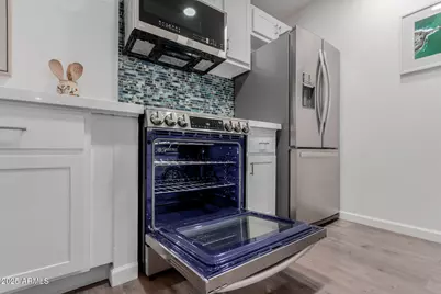 5525 E Thomas Road #M12, Phoenix, AZ 85018 - Photo 5