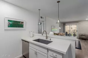 5525 E Thomas Rd, Phoenix, AZ 85018 - Photo 7