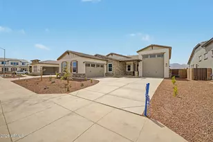 8762 N 173rd Ave, Waddell, AZ 85355 - Photo 3