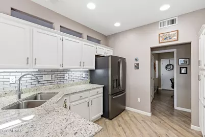 15718 W Greystone Drive, Sun City West, AZ 85375 - Photo 17