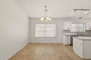 2212 E Vista Bonita Dr, Phoenix, AZ 85024 - Photo 7