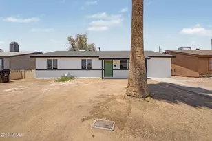 7254 W Wolf St, Phoenix, AZ 85033 - Photo 1