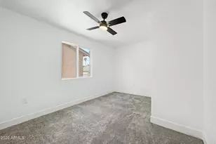 7254 W Wolf St, Phoenix, AZ 85033 - Photo 19