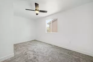 7254 W Wolf St, Phoenix, AZ 85033 - Photo 17