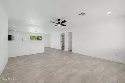 7254 W Wolf Street, Phoenix, AZ 85033 - Photo 5