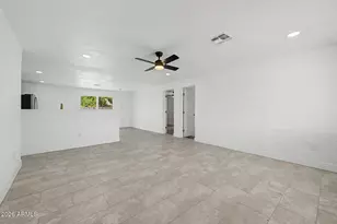 7254 W Wolf St, Phoenix, AZ 85033 - Photo 5