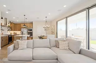 8148 N 80th Ln, Peoria, AZ 85345 - Photo 11