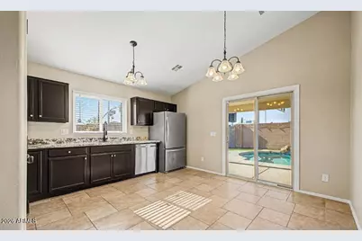 23765 W Desert Bloom Street, Buckeye, AZ 85326 - Photo 11