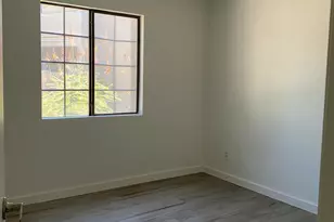 533 W Guadalupe Rd, Mesa, AZ 85210 - Photo 9