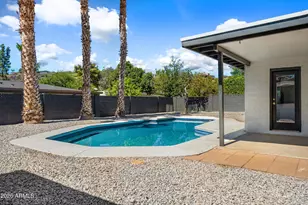 919 W Port Royale Ln, Phoenix, AZ 85023 - Photo 37