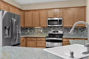 3017 W Gran Paradiso Dr, Phoenix, AZ 85086 - Photo 11