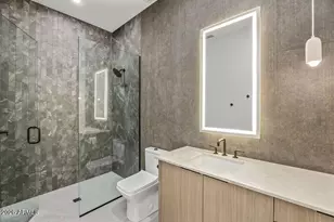 6037 N 21st Pl, Phoenix, AZ 85016 - Photo 33