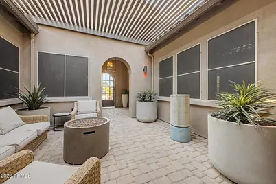9237 W Parkside Lane, Peoria, AZ 85383 - Photo 9