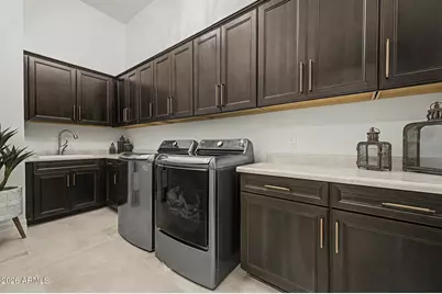 9237 W Parkside Lane, Peoria, AZ 85383 - Photo 49