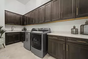 9237 W Parkside Ln, Peoria, AZ 85383 - Photo 49