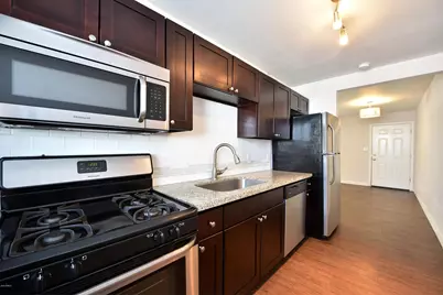 502 E Mariposa Street #Apt 201, Phoenix, AZ 85012 - Photo 3