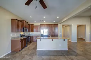 8735 N 89th Dr, Peoria, AZ 85345 - Photo 19