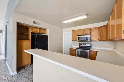 8820 W Amelia Avenue, Phoenix, AZ 85037 - Photo 15