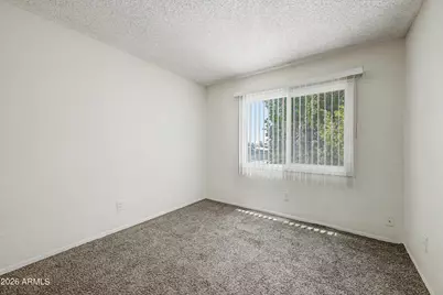 5204 N 42nd Drive, Phoenix, AZ 85019 - Photo 13