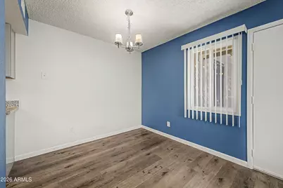 5204 N 42nd Drive, Phoenix, AZ 85019 - Photo 7