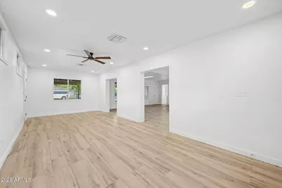 1002 E Glenn Drive, Phoenix, AZ 85020 - Photo 19