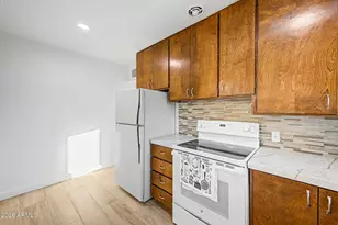 1002 E Glenn Dr, Phoenix, AZ 85020 - Photo 23