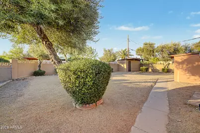 1002 E Glenn Drive, Phoenix, AZ 85020 - Photo 45