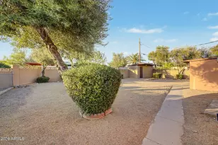 1002 E Glenn Dr, Phoenix, AZ 85020 - Photo 45
