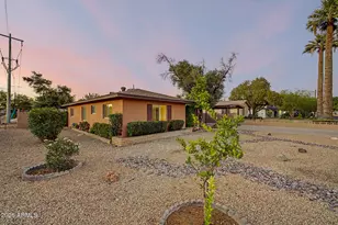 1002 E Glenn Dr, Phoenix, AZ 85020 - Photo 3