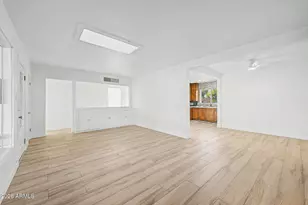 1002 E Glenn Dr, Phoenix, AZ 85020 - Photo 15