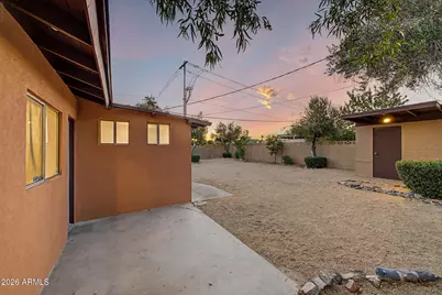 1002 E Glenn Drive, Phoenix, AZ 85020 - Photo 37