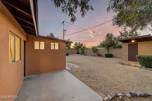 1002 E Glenn Dr, Phoenix, AZ 85020 - Photo 37