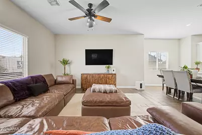 1526 E Marguerite Avenue, Phoenix, AZ 85040 - Photo 9