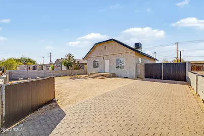 1526 E Marguerite Avenue, Phoenix, AZ 85040 - Photo 27