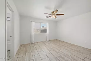 8563 W Mission Ln, Peoria, AZ 85345 - Photo 15