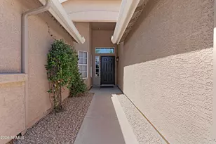 4236 E Millbrae Ln, Gilbert, AZ 85234 - Photo 5