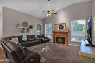 4420 E Millbrae Ln, Gilbert, AZ 85234 - Photo 17