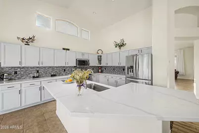 8663 W Yukon Drive, Peoria, AZ 85382 - Photo 5