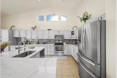 8663 W Yukon Drive, Peoria, AZ 85382 - Photo 7