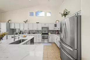 8663 W Yukon Dr, Peoria, AZ 85382 - Photo 7